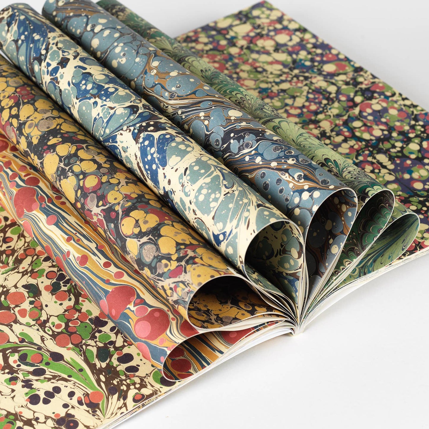 Marbled Paper Designs Gift & Creative Paper Book Vol. 102
