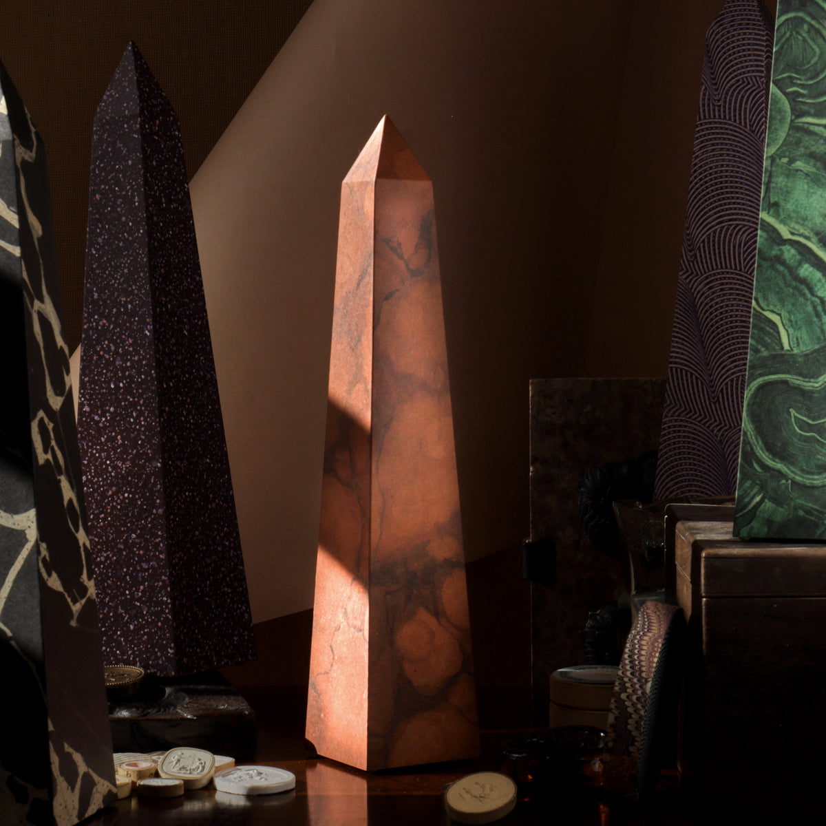 15" Obelisk - Verona Rosso