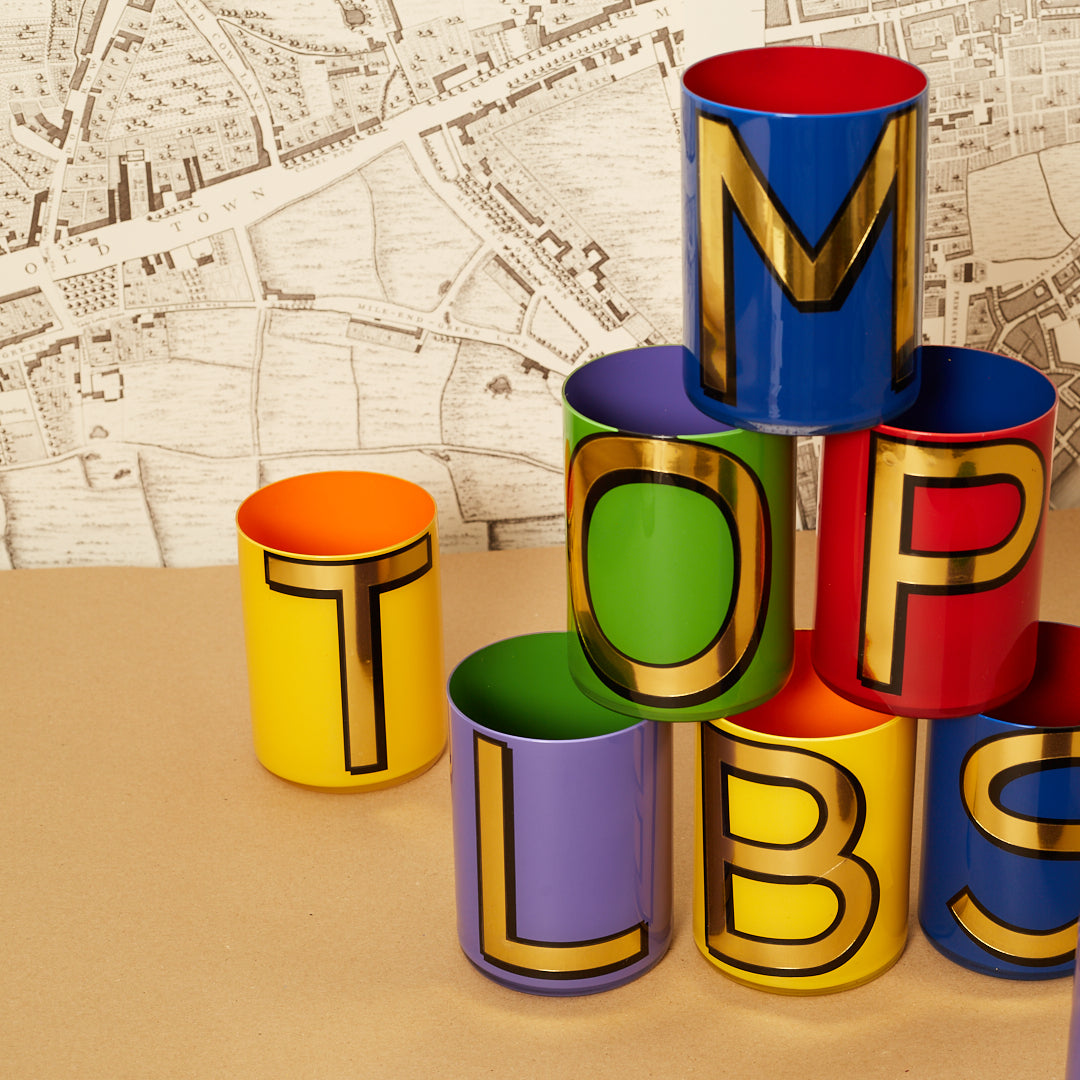 Alphabet Brush Pot - O