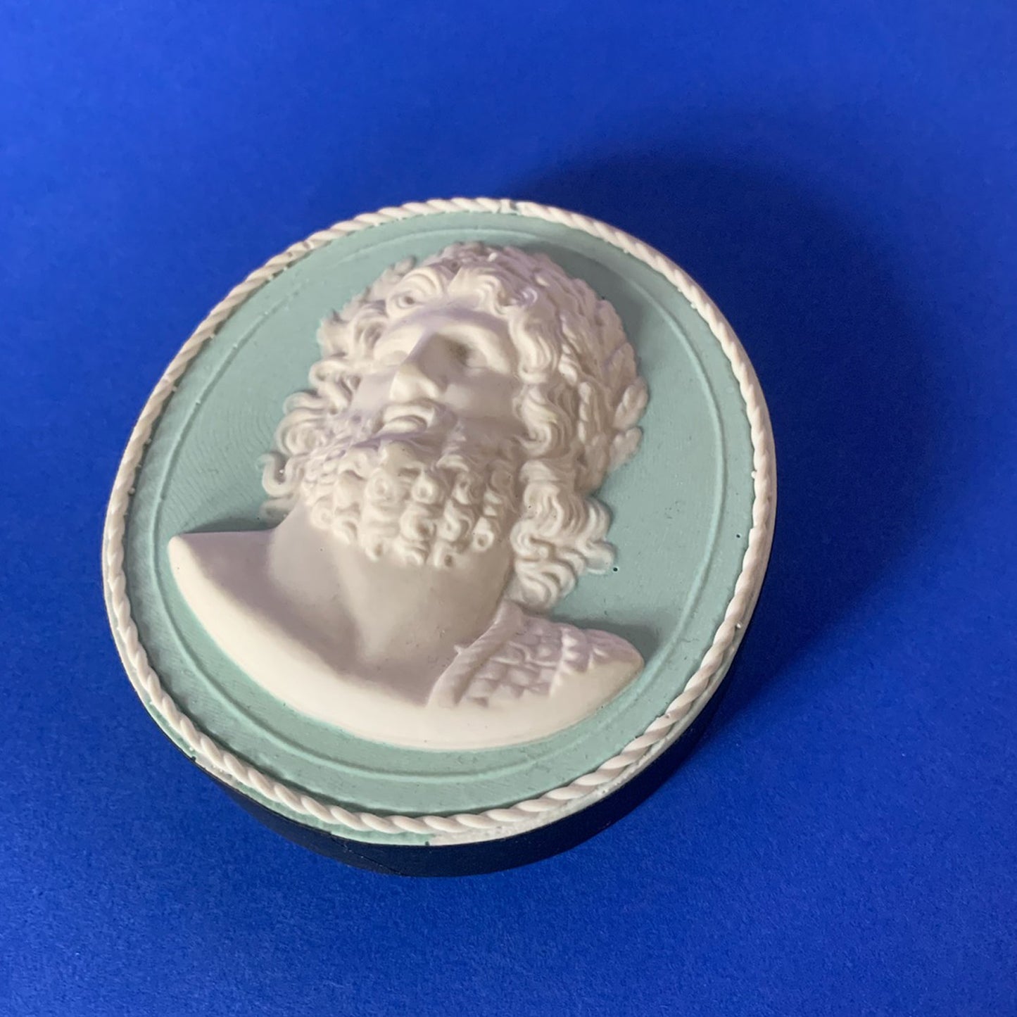 Intaglio Paperweight - Eros